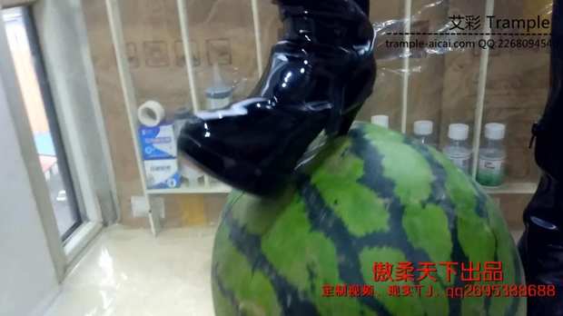063418kfbh300uvyeuvbvv.jpg