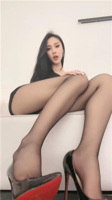 153440nk0tzwoydzjhca18.jpg