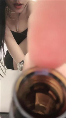 153449kk4afemt2iiicb2o.jpg