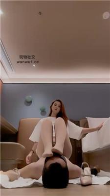 054035rm7covpb8wjttmj9.jpg