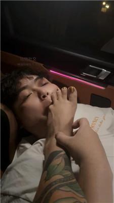 104709guo7tia9wu72837u.jpg