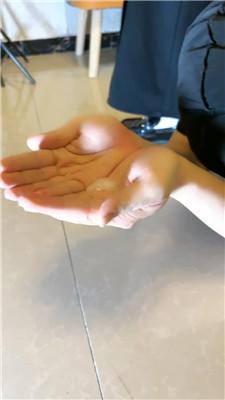 104011jgckvellf2hle0c2.jpg