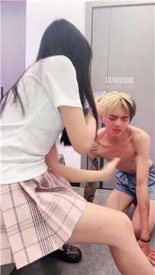 123447j33yi13713pwqypz.jpg