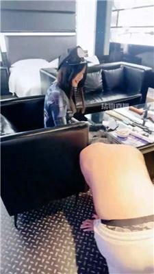140535ryv0ooaov006j0op.jpg