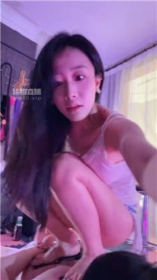 222003f8iewpl3lto8lp33.jpg