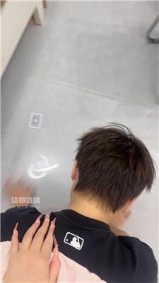 152747xw6fgigo833n4g1g.jpg